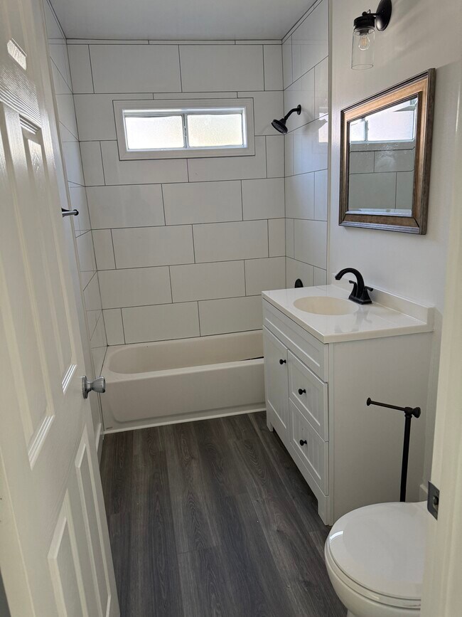 2022 N Parish Place unit A, Burbank, CA 91504 - photo 5