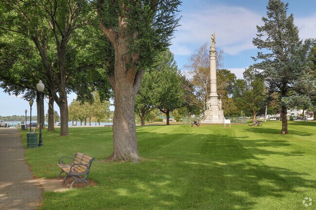 Greenwood residents can walk to Wakefield's Upper Common to see monuments and historic cannons.