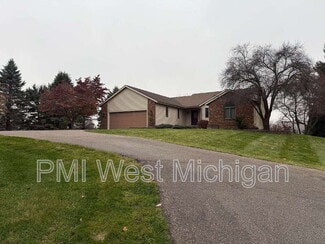 513 24th Ave, Hudsonville, MI 49426