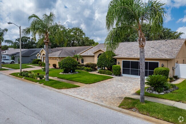 Hunters Ridge residents take pride in a well maintained yard.