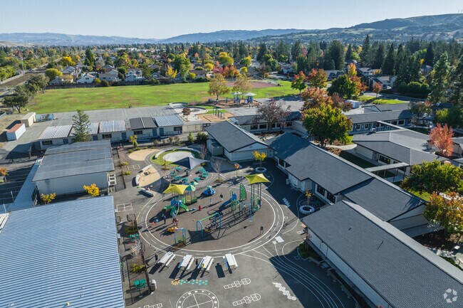 Montevideo Elementary School teaches students in grades K-5 in San Ramon Valley.