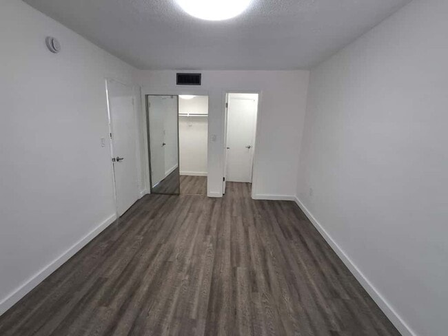 West Point Properties, Hialeah, FL 33012 - photo 5