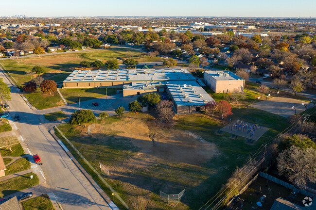 Wilshire Elementary’s minority student enrollment is 71%.