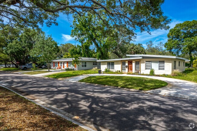 There are a few midcentury modern style homes around Azalea neighborhood.