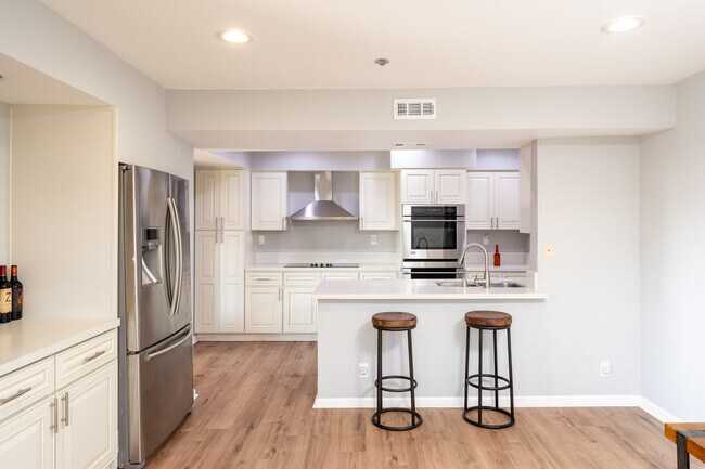 La Casita Condominium unit 115, Redondo Beach, CA 90277 - photo 5