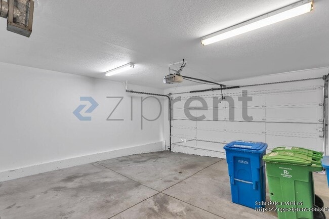 609 Cambridge St, San Francisco, CA 94134 - photo 5