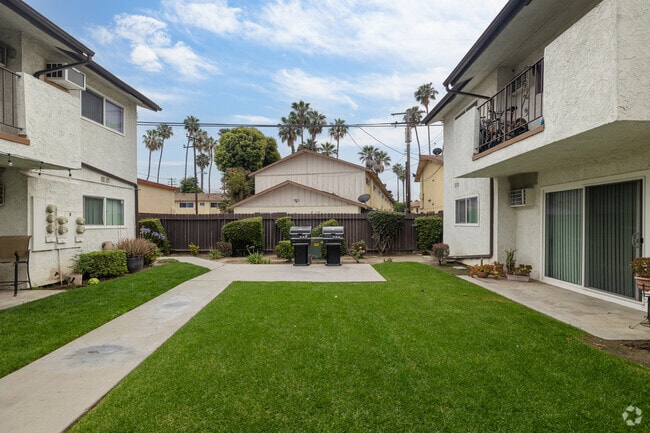 Woodruff Place Apts, Bellflower, CA 90706 - photo 7