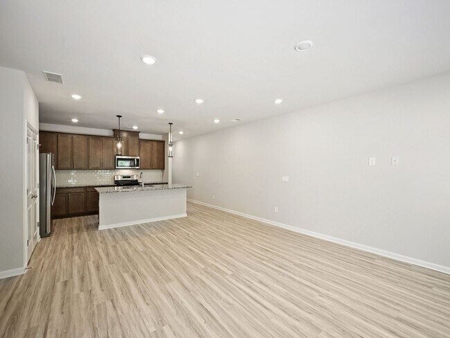 2113 Avalon Ridge, Conyers, GA 30013 - photo 4