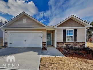 199 New Villas St, Angier, NC 27501