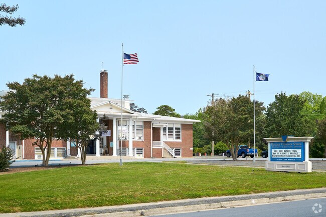 The Historic Onancock School provides recreational programs like disc golf, arts programs, events and hosts retail shops inside.