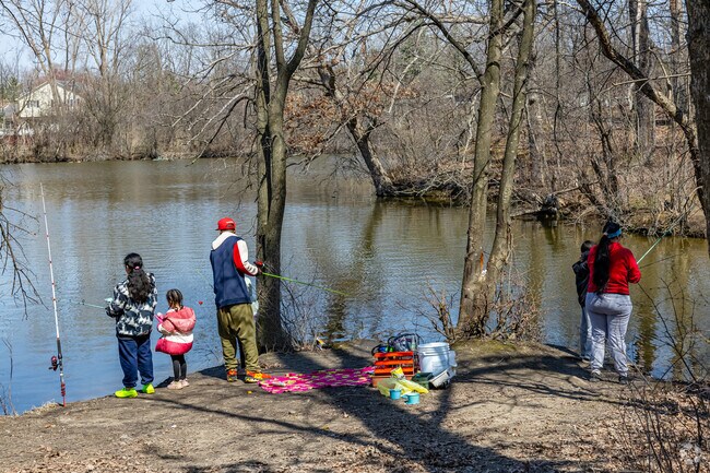 Fishing spots and access to Thread Lake are the main draws to Cummings Park and McKinley Park.