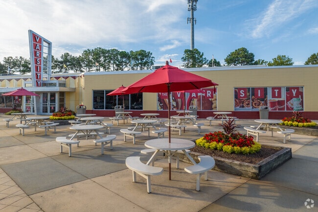Pittsburg residents can conveniently enjoy The Varsity's iconic food without leaving the area.