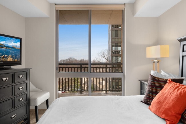 3718 Midtown Dr unit ID1351205P, Tampa, FL 33607 - photo 6