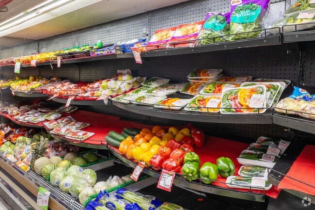 Northern Hills residents can obtain fresh produce at Nabali's IGA