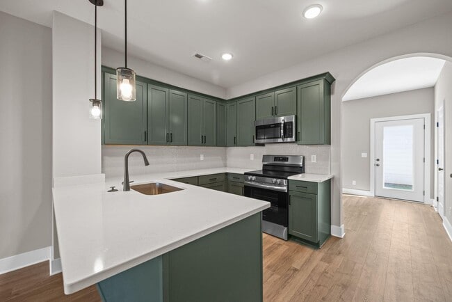 2413 E 17th St, Chattanooga, TN 37404 - photo 3