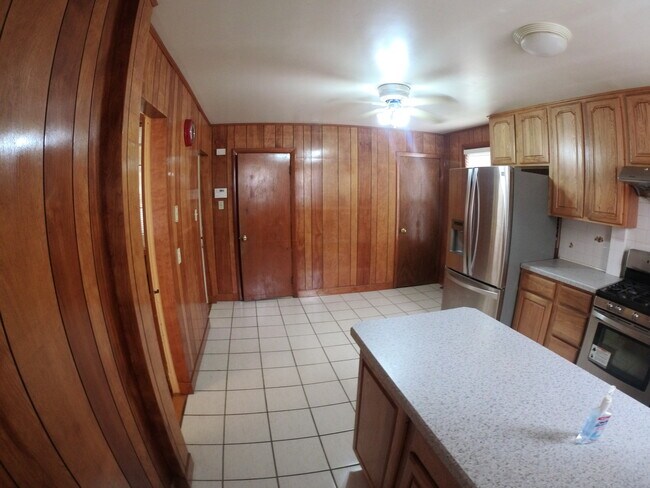 14 Reedsdale St, Allston, MA 02134 - photo 3