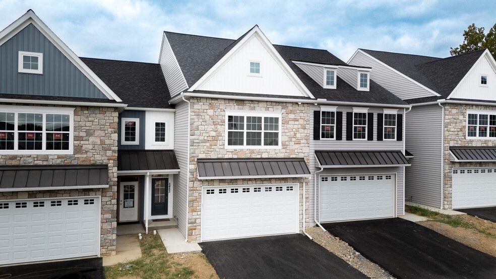 2582 Spring Water Circle St unit 36485249, Lancaster, PA 17601 - photo 1