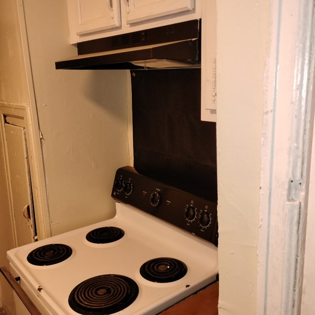 415 Smith St, Dayton, OH 45417 - photo 3