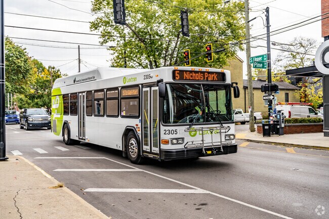 The Lextrans bus has several stops in the Historic Western Suburb.