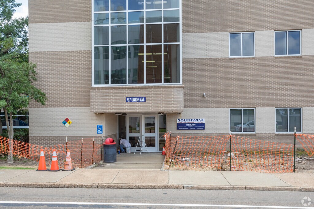 Southwest Early College High School serves students in Memphis, TN.