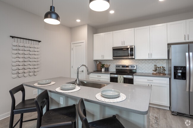 2BR, 2BA - 1,136SF Bahia - Kitchen