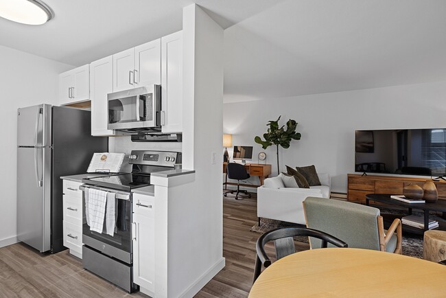 Open Living Space at The Lakes in Bellevue, WA 98007