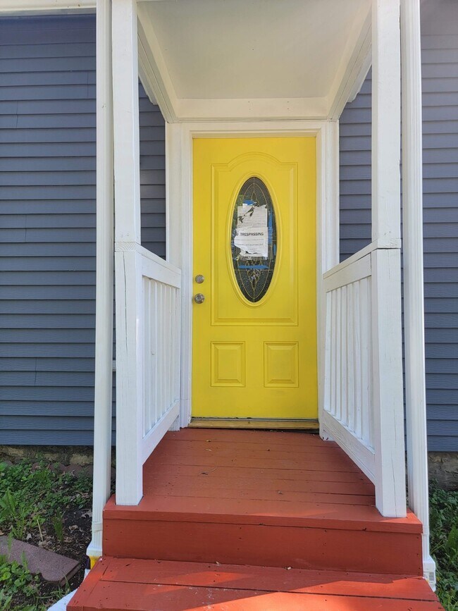 721 Spruce St, Leavenworth, KS 66048