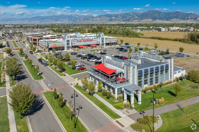 Bozeman Ponds residents can enjoy bringing the family to the nearby row of restaurants.