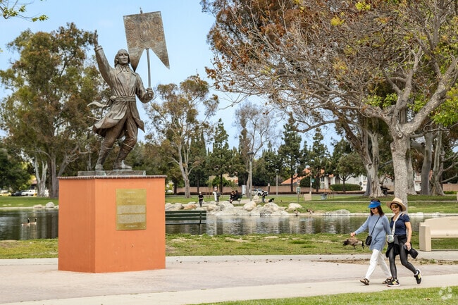 Miguel Hidalgo, leader of the Mexican Independence, stands over the lake in Fountain Valley.