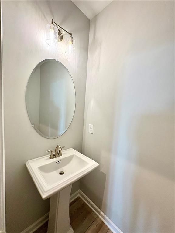 495 Crown Dr, Cartersville, GA 30120