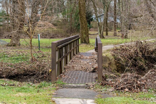 Arden residents can hike one of several footbridges at Harvey Mill Park.