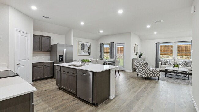 4009 Bronco Dr unit 36198958, Princeton, TX 75407 - photo 4