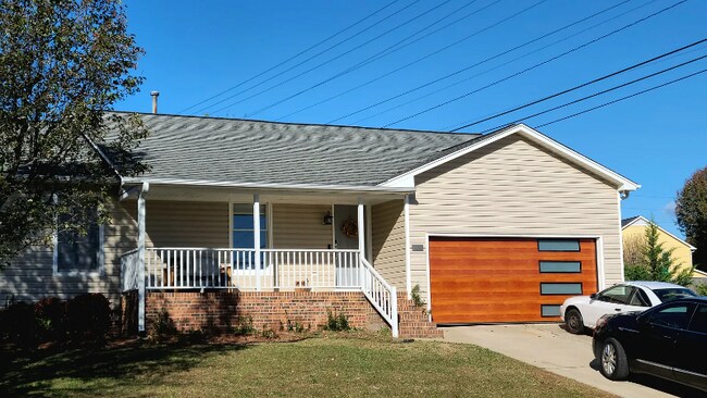 4219 Chilton Way, High Point, NC 27265 - photo 2