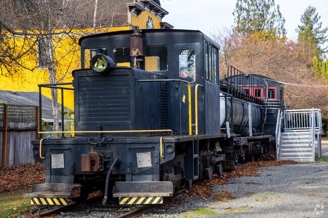 This old train engine signifies Snoqualmie's tree logging history in the area.