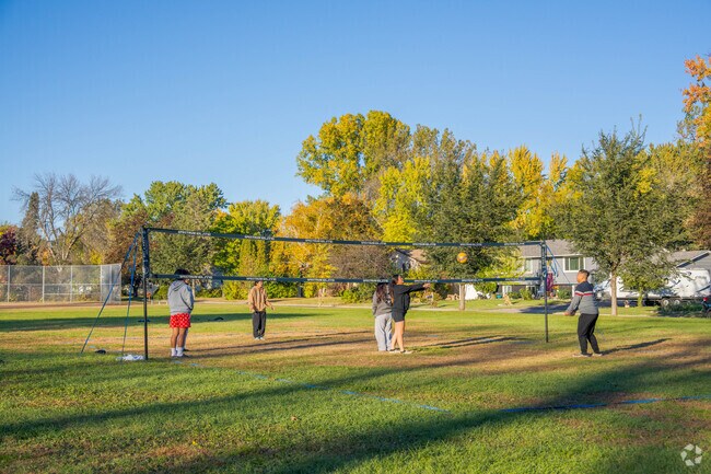 Riverdale Park has a volleyball court.