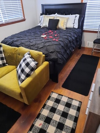 5664 Kite Dr, Forest Park, GA 30297