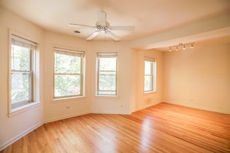 2315 W School Dr Unit 1, Chicago, IL 60618