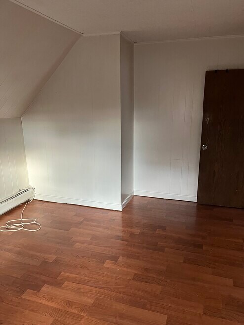 56 W Weir St unit 3 bedroom with heat, Taunton, MA 02780 - photo 1