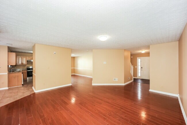 4414 Gladewood Run, Union City, GA 30291 - photo 5