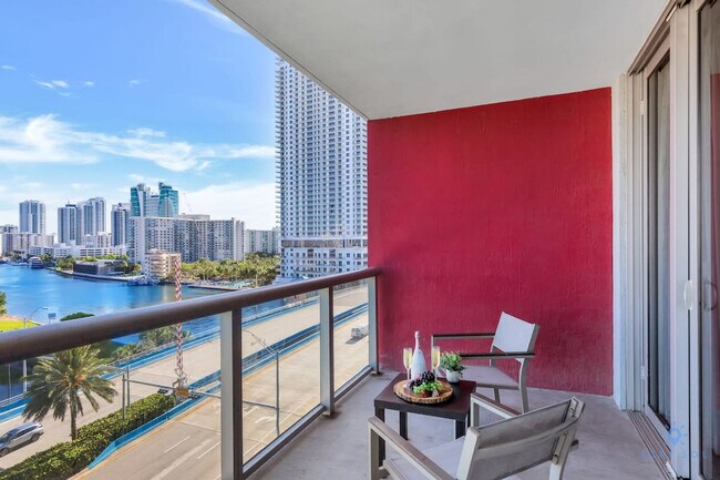 2602 E Hallandale Beach Blvd unit ID1227542P, Hallandale Beach, FL 33009 - photo 2