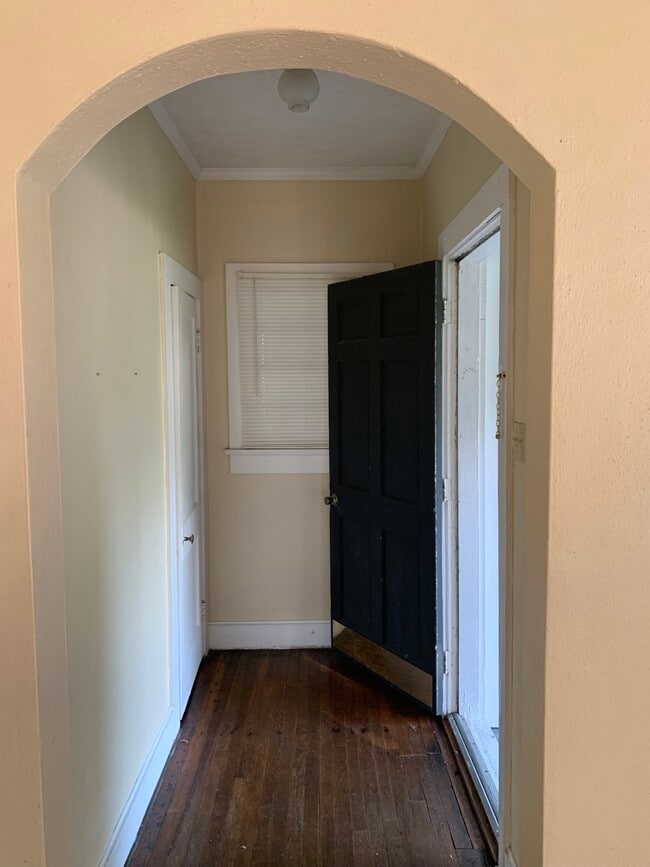 Unit A - foyer