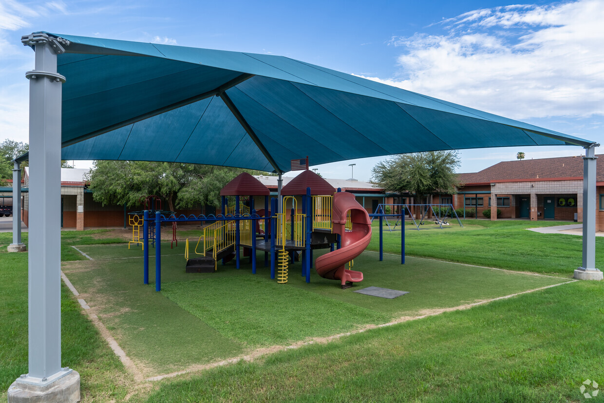 Madison Rose Lane School, Phoenix AZ Rankings & Reviews - Homes.com