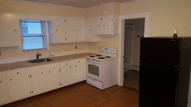 3 Park Ave unit d, Holden, MA 01520 - photo 2
