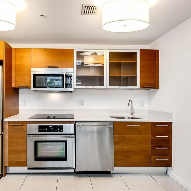 Midblock unit 312, Miami, FL 33137 - photo 7