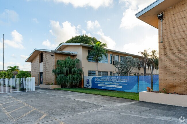 Somerset East Prep Inspires Brilliance, Where Curiosity Leads to the Beauty of Discovery.