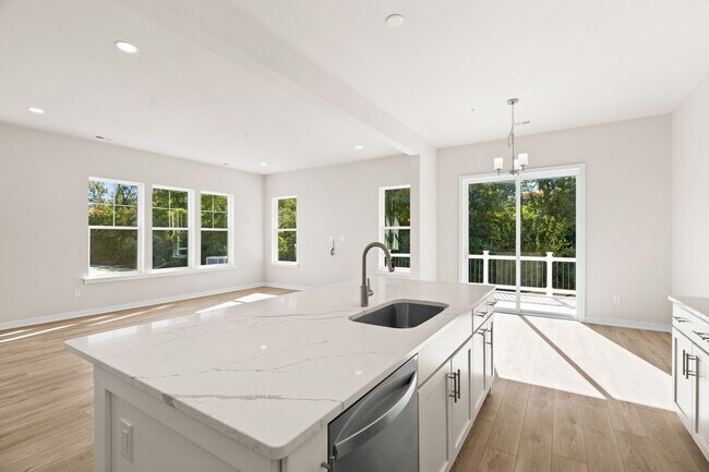 28-web-or-mls-115 River Trl (23 of 83).jpg