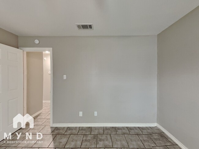 1701 Cardinal Dr, Ennis, TX 75119 - photo 7