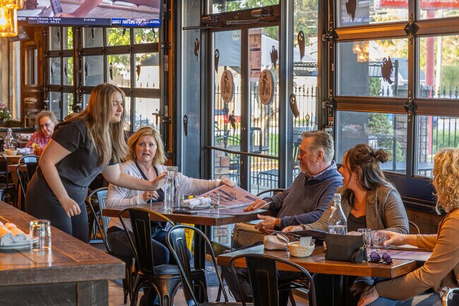 Tap 814 is an American restaurant in Jenner, popular with residents for its chicken wings.