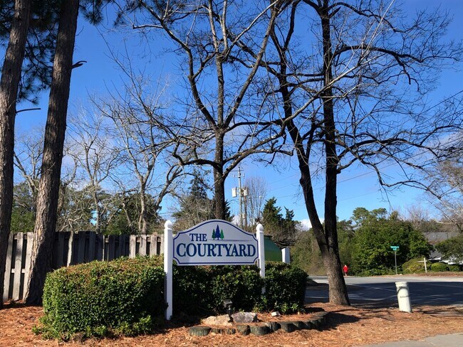 4210 Wilshire Blvd unit 106, Wilmington, NC 28403 - photo 5