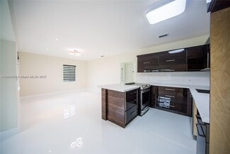 1748 NE 180th St, North Miami Beach, FL 33162